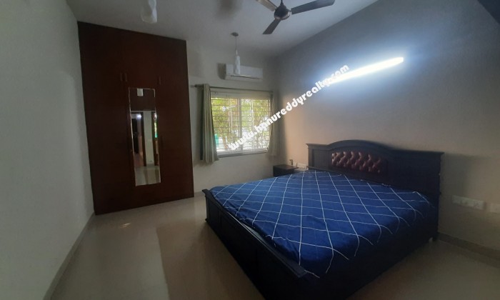 3 BHK Flat for Rent in Raja Annamalaipuram